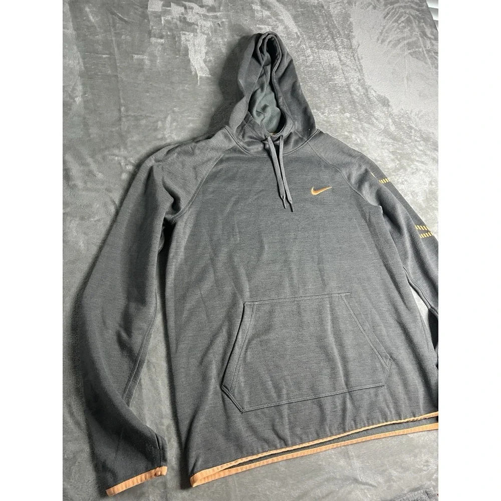 Nike Men's Sweatshirt Adult Medium Gray Orange Pullover Athletic Hoodie